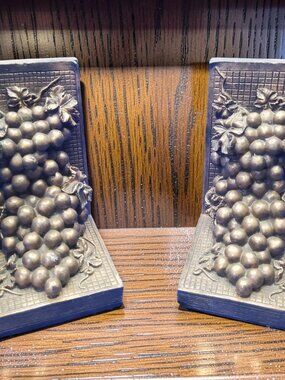 vintage 1970s heavy resin grape pattern bookends